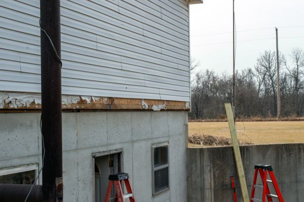 House Foundation Leveling in Crystal Lake